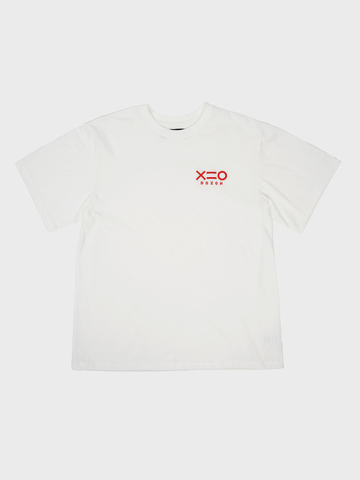 RED 3D X=O T-SHIRTS IN WHITE (엠보 자수)
