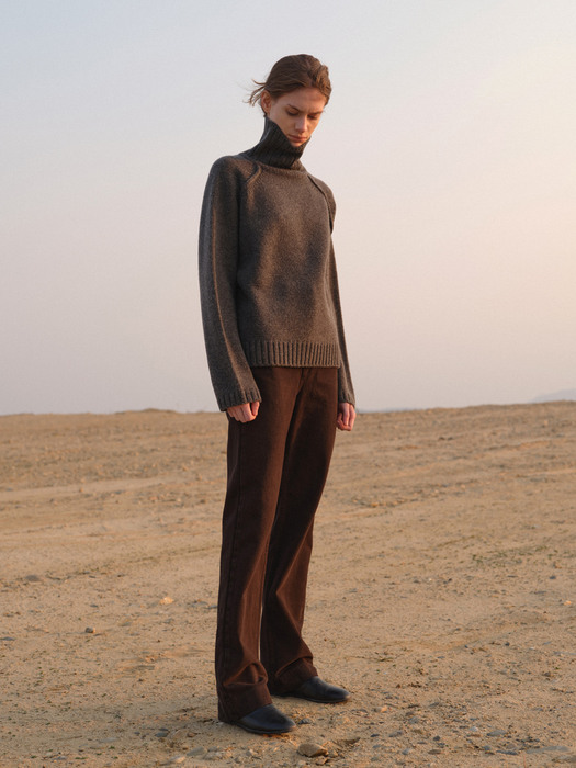 soft turtleneck (charcoal)