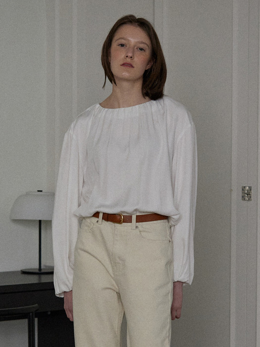 Shirring banding blouse_WHITE