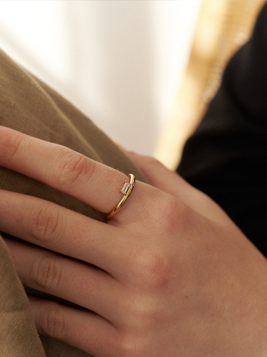 [GRAY Collection]Baguette Stone Ring