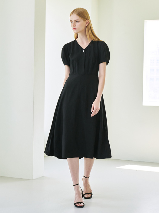 Side Pleats Dress - Black