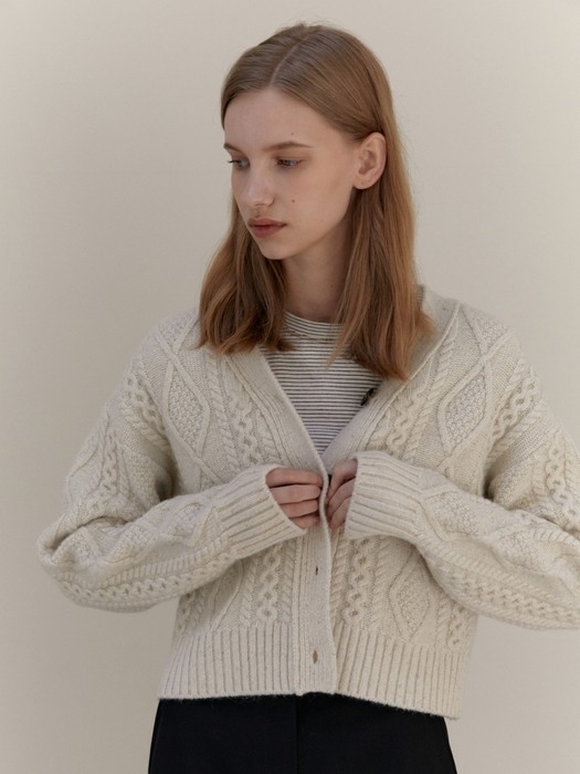 CABLE WOOL KNIT CARDIGAN CREAM OATMEAL