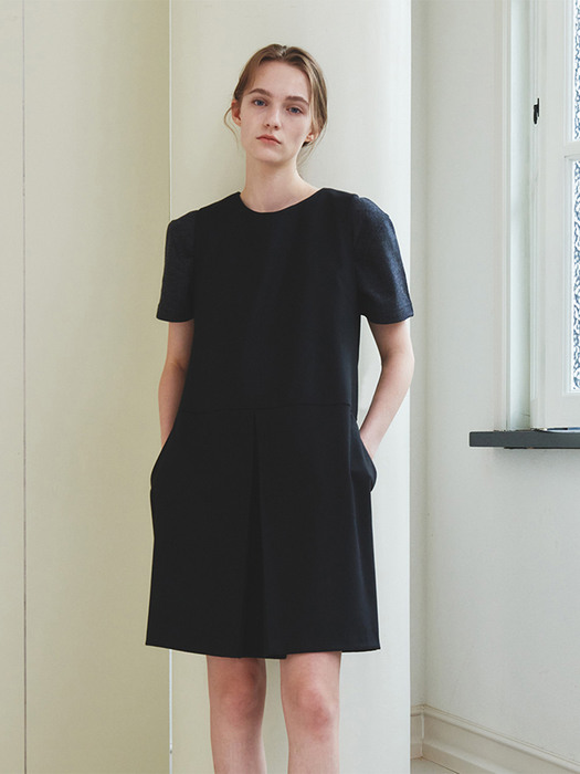 Wool Midi Dress - Black