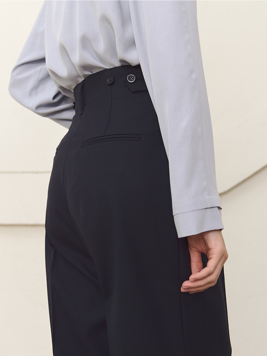 HIGH-RISE PLEATED WIDE-LEG TROUSERS - NAVY
