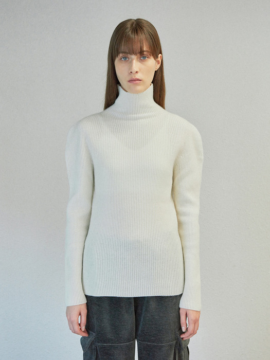 WHOLE GARMENT SLIM KNIT TOP (ivory)