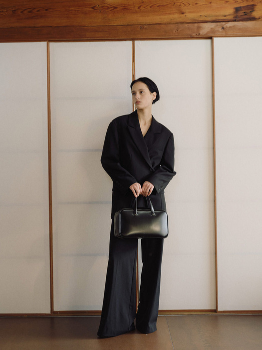 Large Tin square tote bag Glossy black