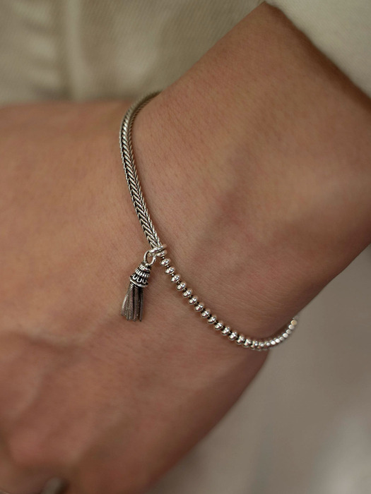 HR 332B_Tassel Half & Half Chain Bracelet