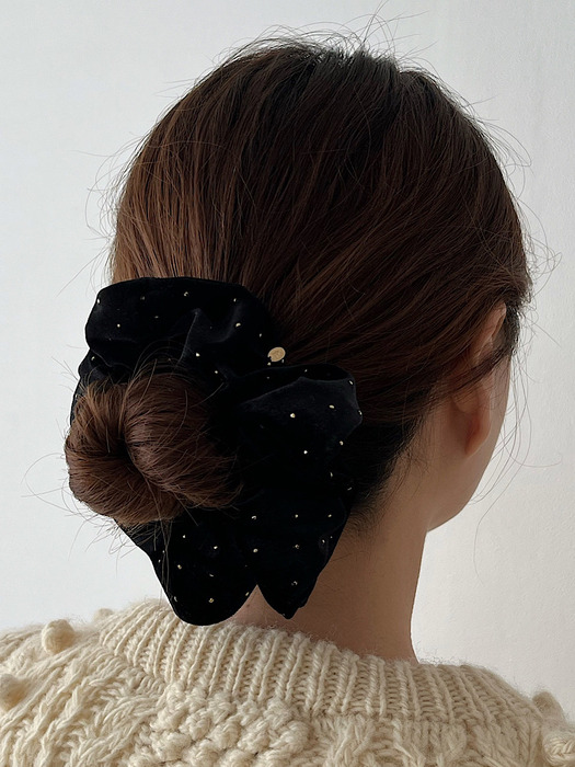 Cameo Gold Dot Velvet Volume Scrunchie [Black]