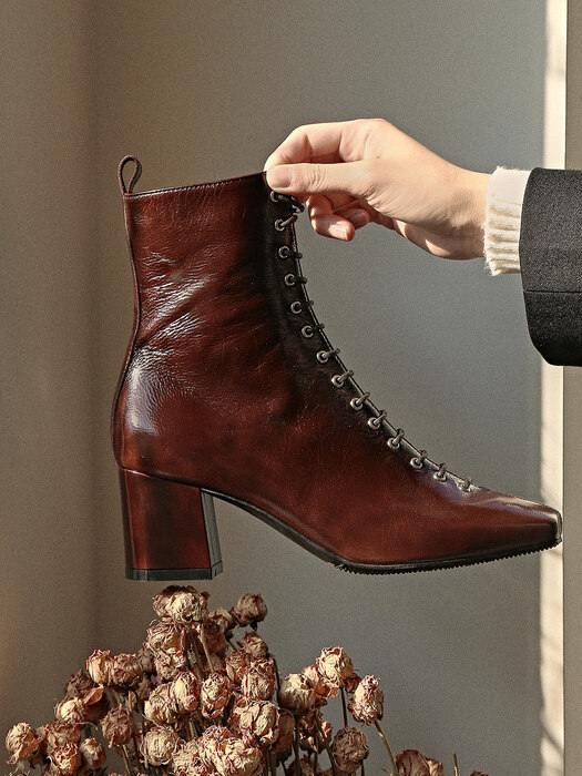 1653 Neele Race up Ankle Boots_Brown