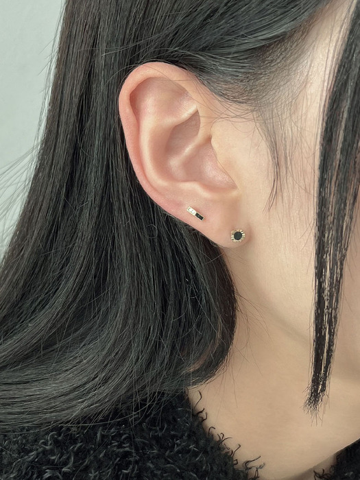 14k black half cubic bar piercing