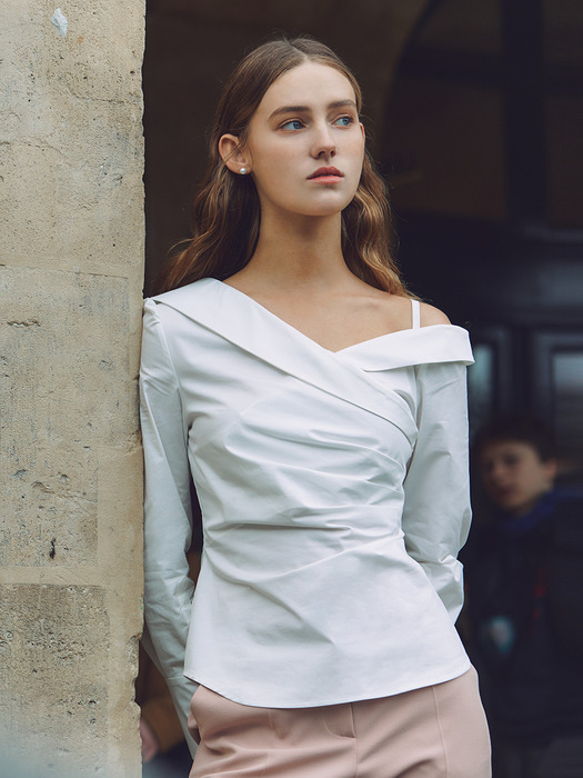 MIRIAM One shoulder shirt blouse (Off white/Light blue)