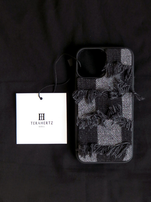 TEXTILE PHONE CASE [DAMAGED BLACK]