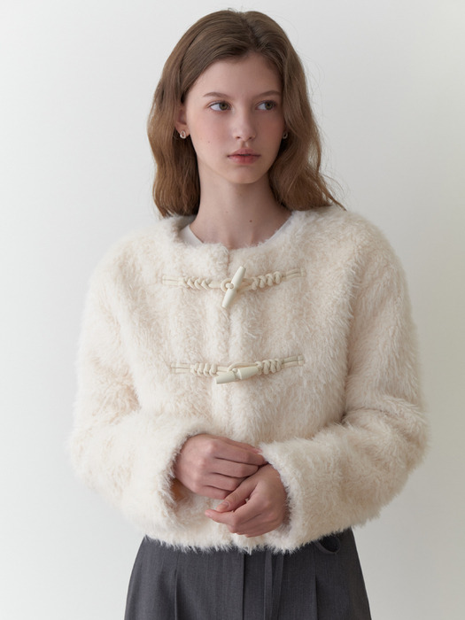 Floofy fur jacket (cream)