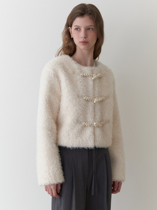 Floofy fur jacket (cream)