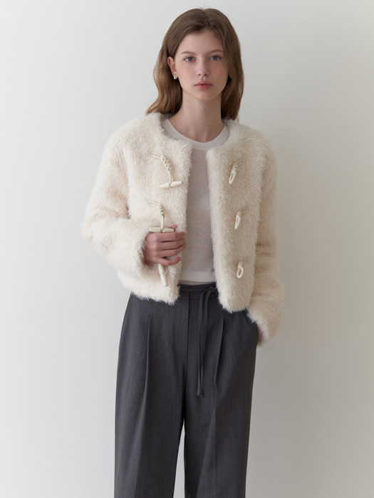 Floofy fur jacket (cream)