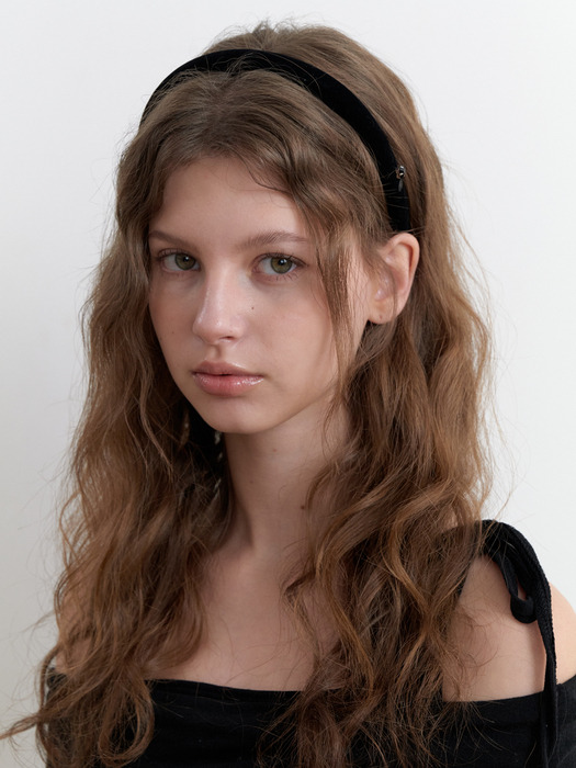 velvet black cubic point headband