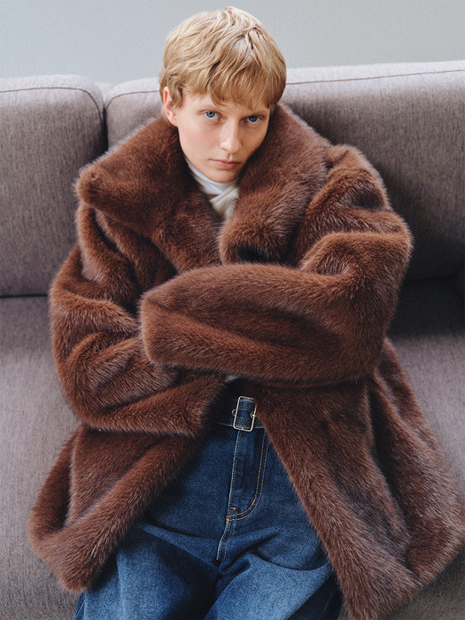 TFW HIGH NECK ECO FUR HALF JACKET_2COLORS