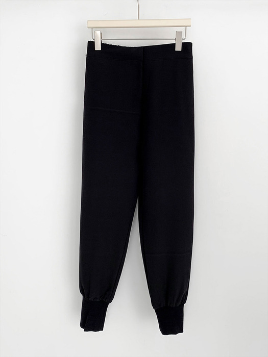 Back Banding Jogger Slacks Black VPANTS_005