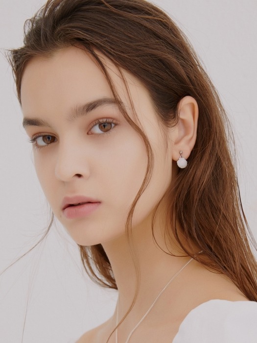 [Silver] Ball & Shell Earrings