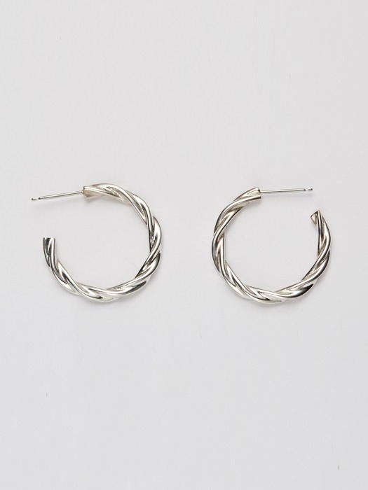 TWIST HOOP EARRING