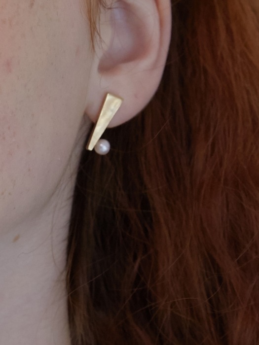 Balance-2 earring