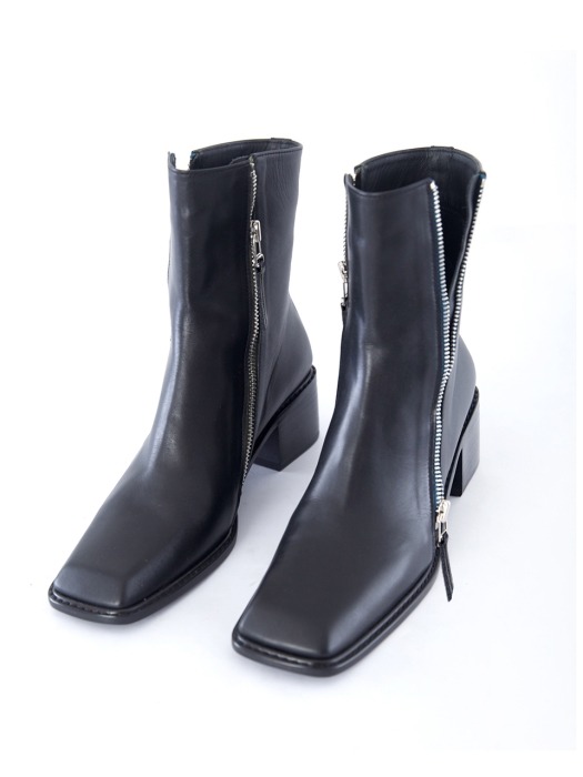 Square toe Ankle Boots (black)