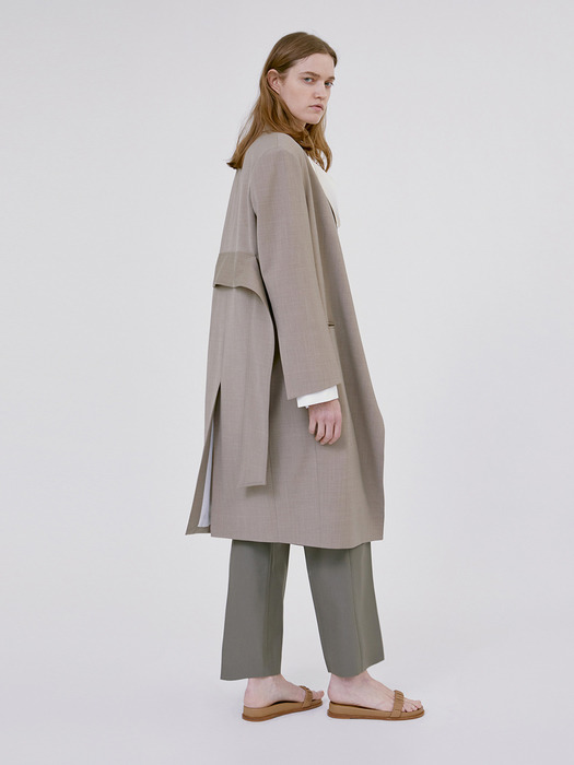 BELTED TAILORED COAT (BEIGE)