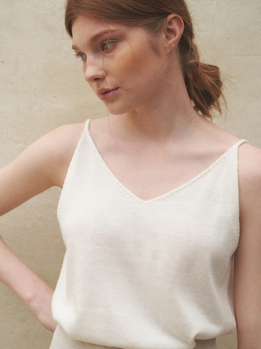 Composed Sleeveless Knit_Ivory