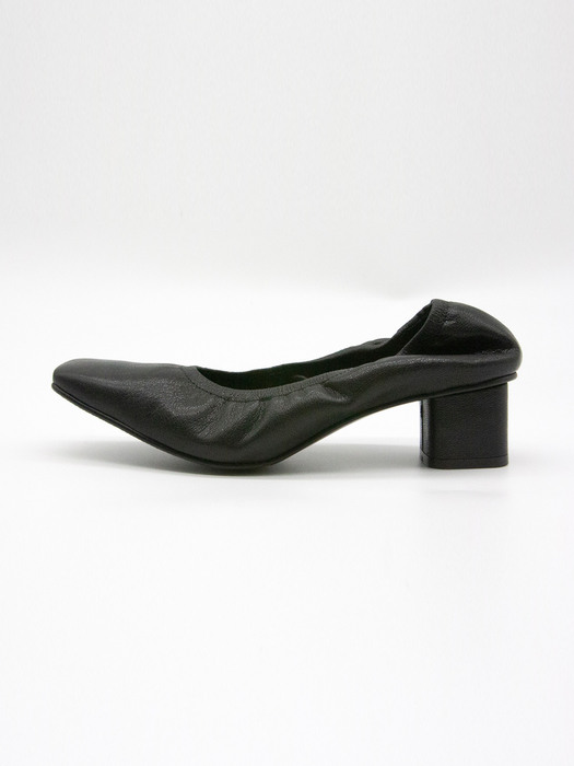 Smooth Pointed Pumps_CBPM48_BLACK