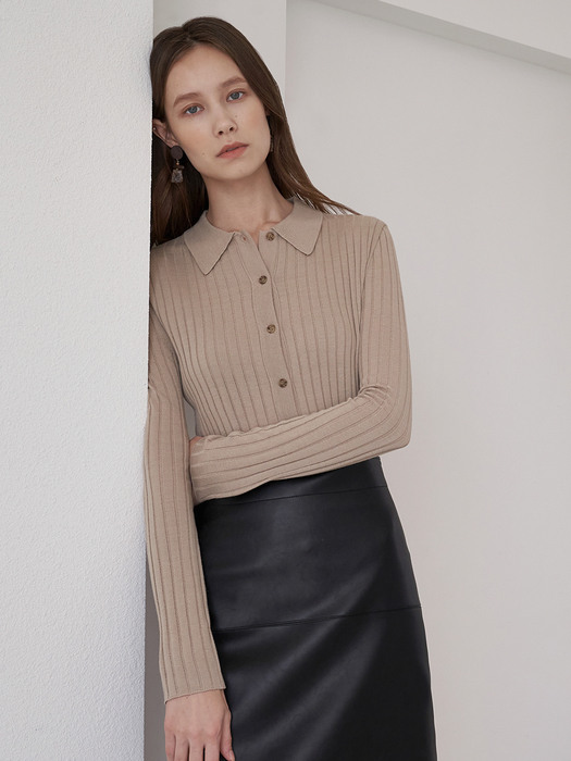  Button Collar Knit