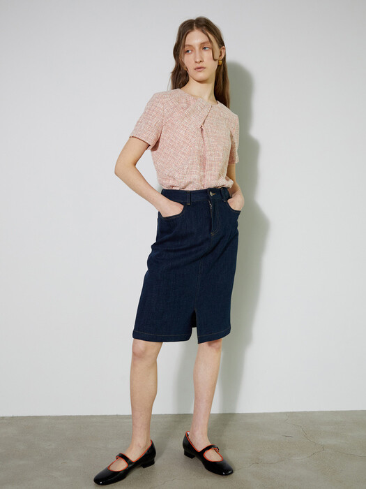 slit-front denim skirt with buckle_deep blue