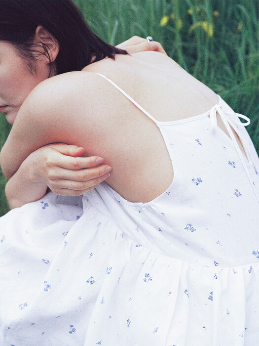 LINEN FLORA DRESS - WHITE