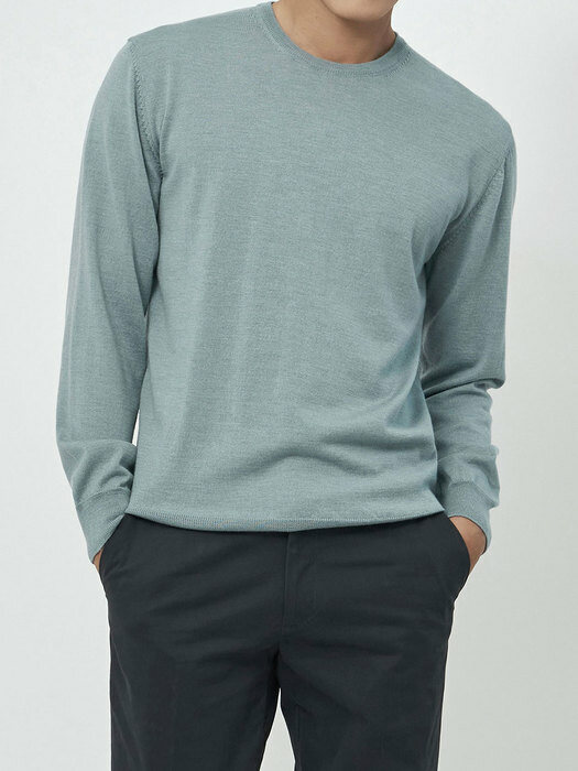 Silky Wool Crew-Neck Sweater 7 Colors