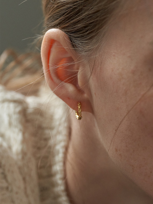 Twig Slim Earrings (S, M, L)