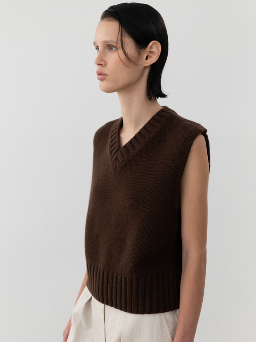 V neck Wool Vest_Brown