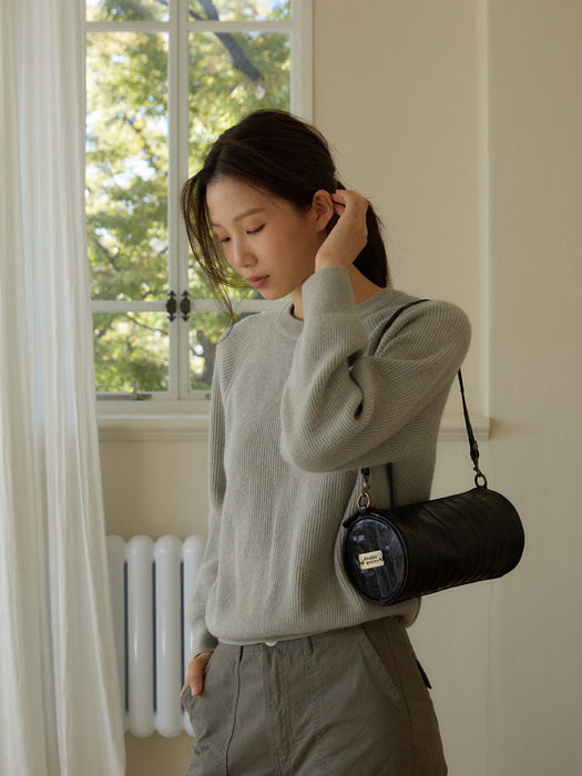 Butter round shoulder bag (버터 라운드 숄더 백) black