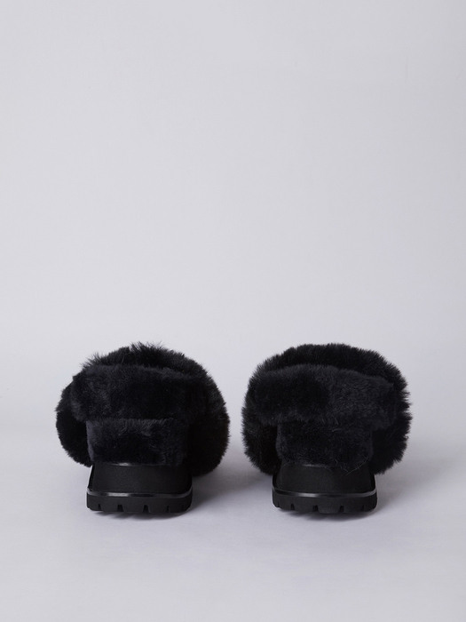 Fur sandal(black)_DG2AW22502BLK