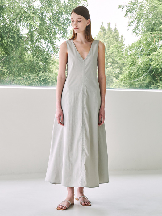 V-Neck long Sleeveless Dress- L.Gray