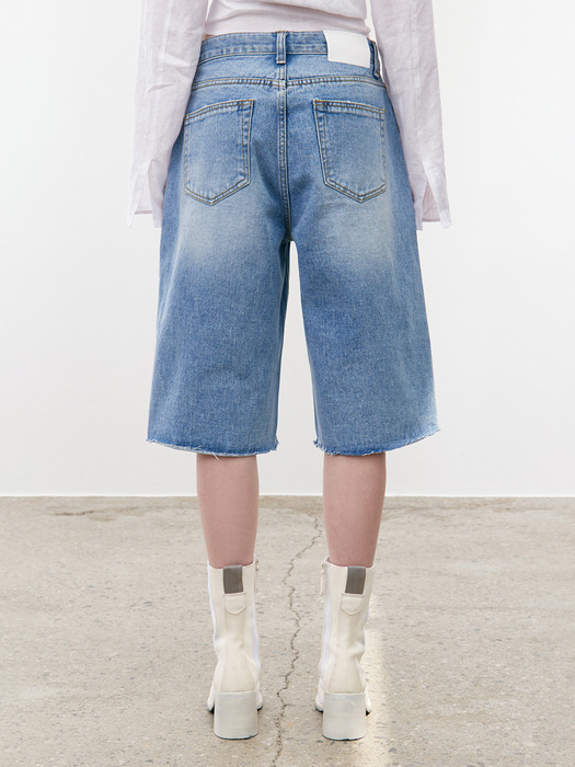 WIDE SHORT DENIM, LIGHT BLUE