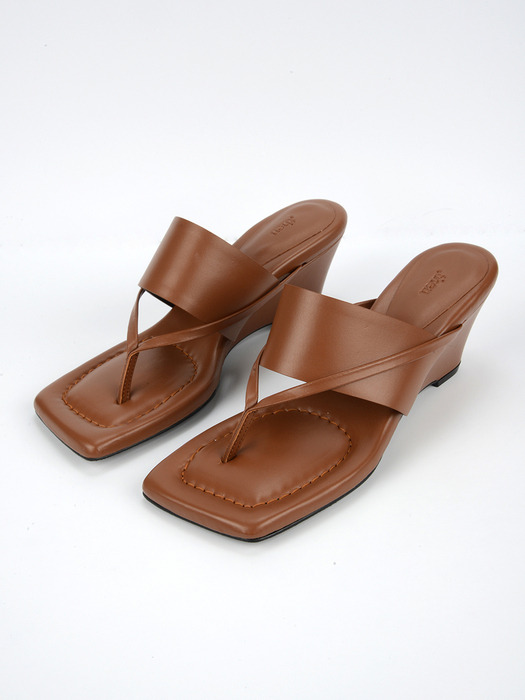jio flip-flop sandals / brown