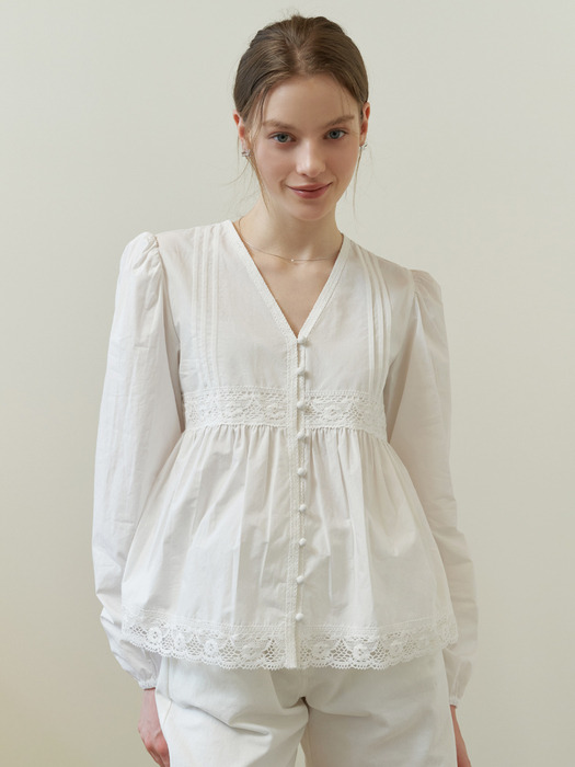 Enough lace blouse (white)