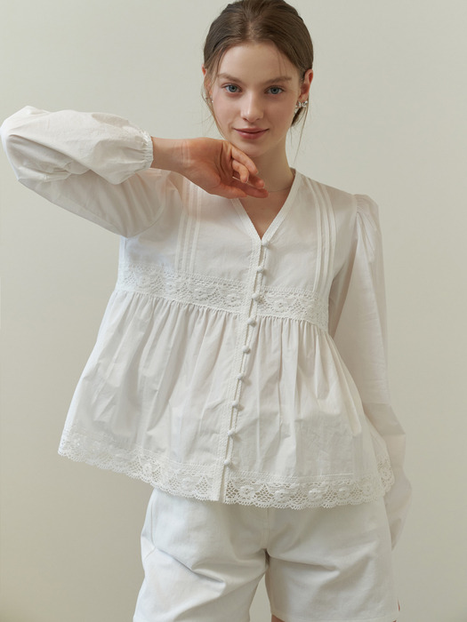 Enough lace blouse (white)