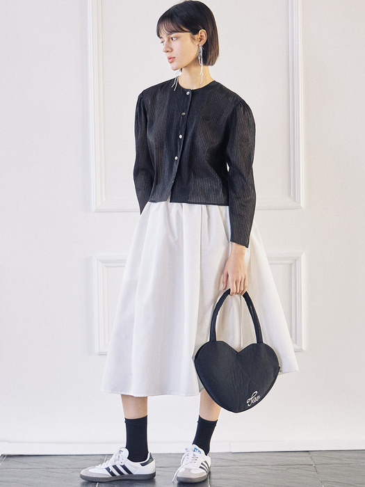 Simple A line Embroidery Skirt-Black