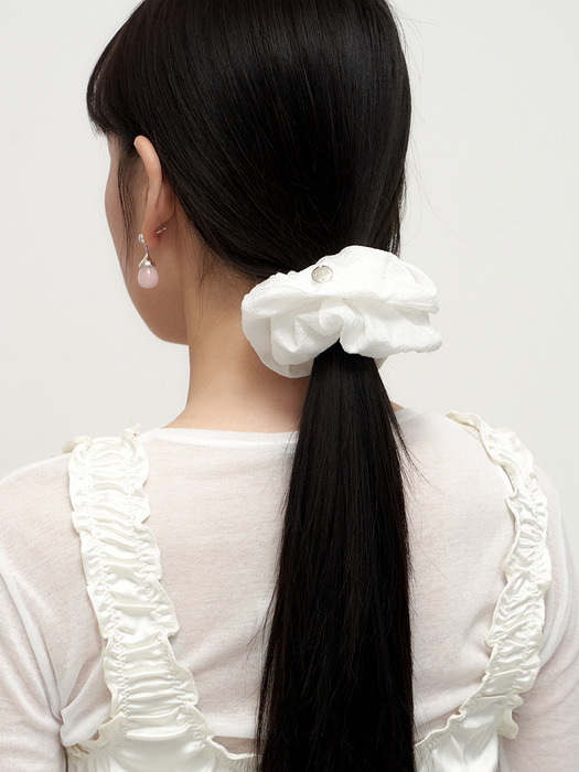 jacquard hair scrunchie - white