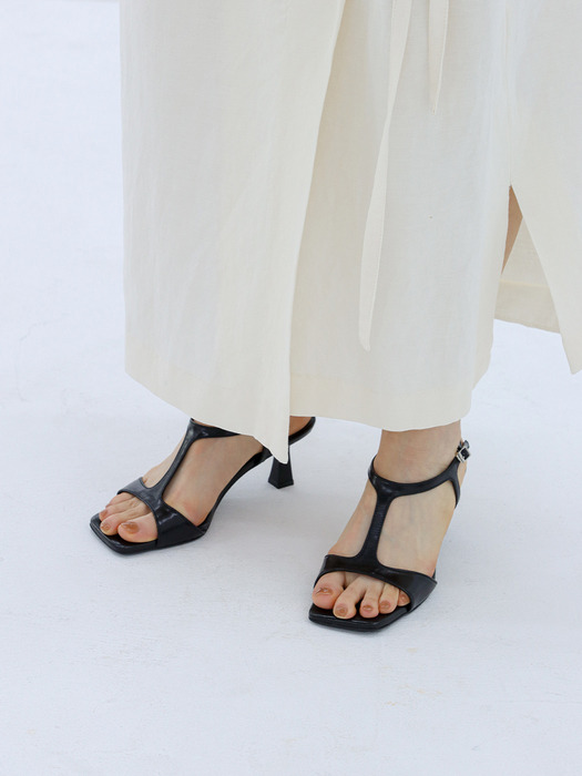 T strap sandal hill_24055_black