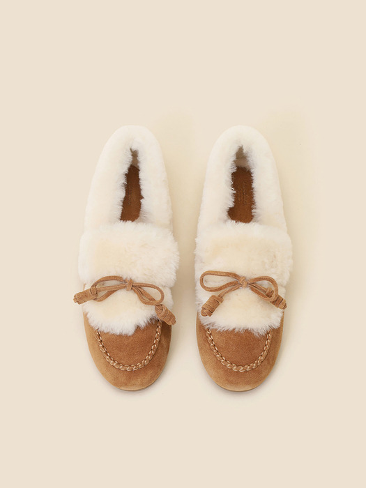 Fur ribbon loafer(beige)_DG1DW24701BEE