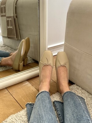 Madison Flats - Canal Beige