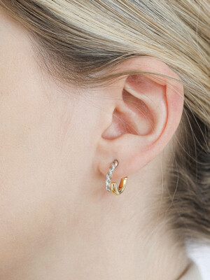 wo-tone hook earring E053