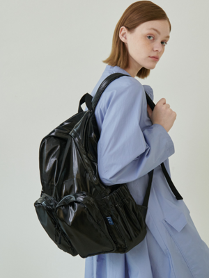 Multipocket Backpack_Glossy Black