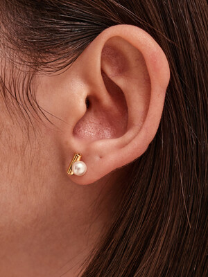 Fairy Pearl Earrings